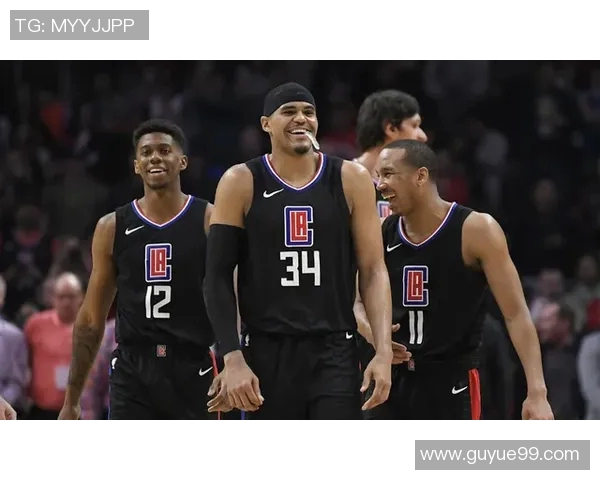 12月20日快船与火箭精彩对决直播全程回顾与分析 12月20日快船与火箭精彩对决直播全程回顾与分析