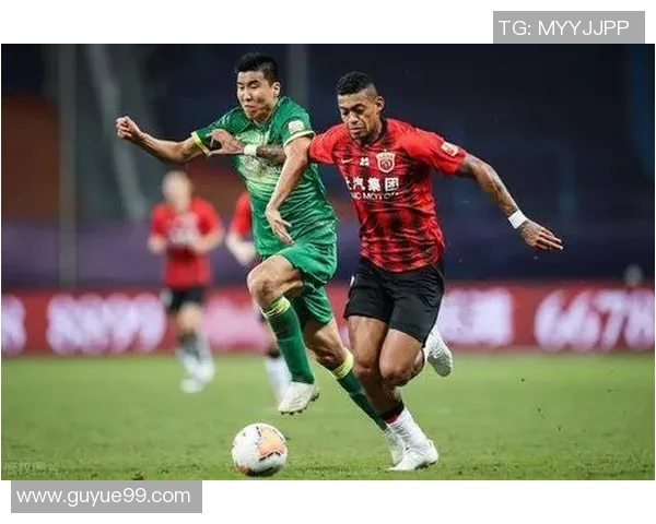 上海足球队速度之争引发热议球迷观点各异激烈讨论持续升温 上海足球队速度之争引发热议球迷观点各异激烈讨论持续升温